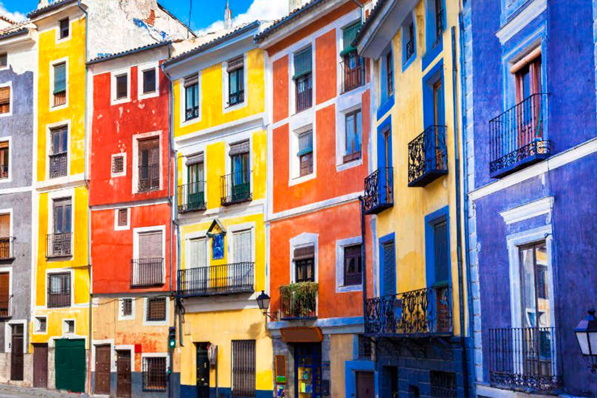 La Tienda del Nazareno comercios locales venta accesorios Semana Santa